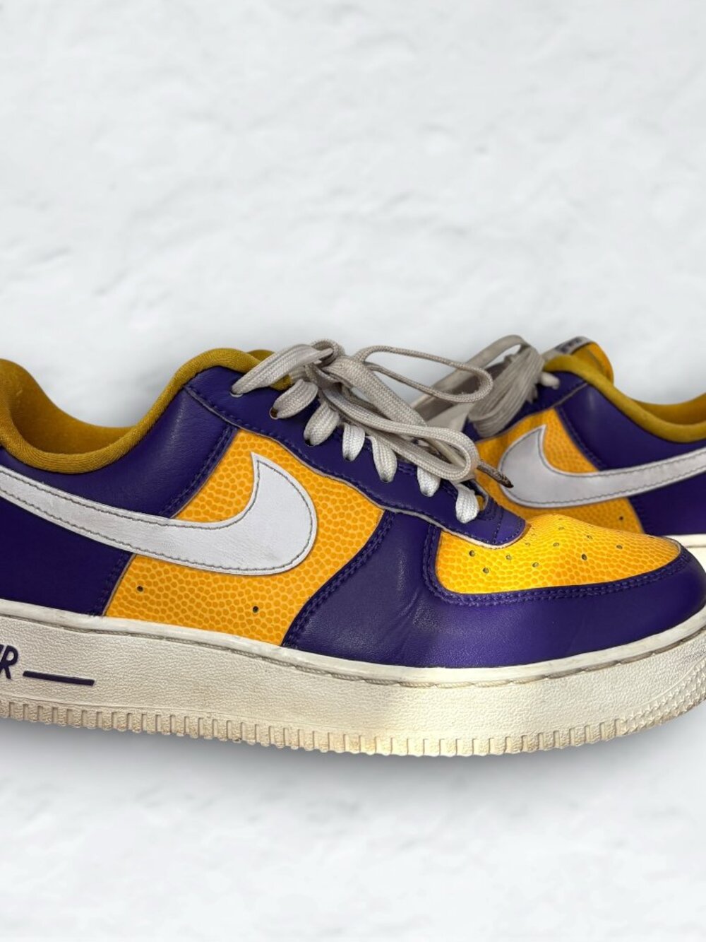 Nike Women's Nike Air Force 1 Low SE 'Be True To Her School - LSU' FJ1408-500